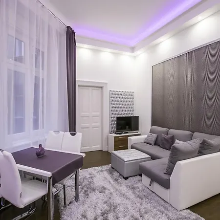 Apartament White House *